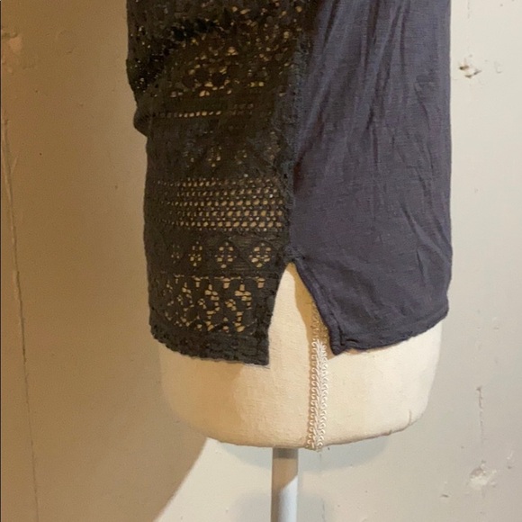 Aerie Short Sleeve Wide Scoop Neck Eyelet Front Side Slits Gray Top Size XS - Picture 5 of 7